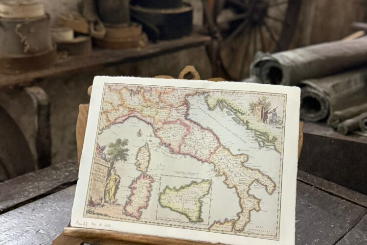Litografia Antica dell’Italia su Carta 100% Cotone – Stampa Artistica a Tiratura Limitata